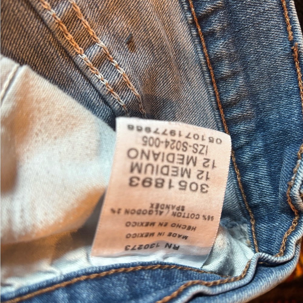 Lee Women's Straight Leg Jeans in Blue - Picture 3 of 4